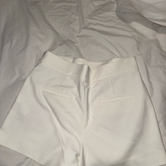 Zara High Waist White Shorts - Picture 3 of 6